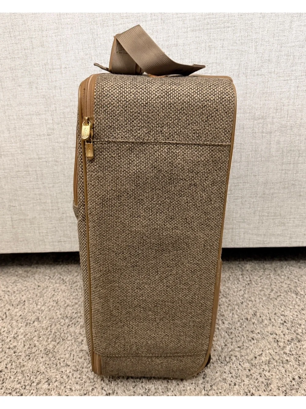 Hartmann Vintage Tweed Carry On Roller Bag with Tan Leather Trim